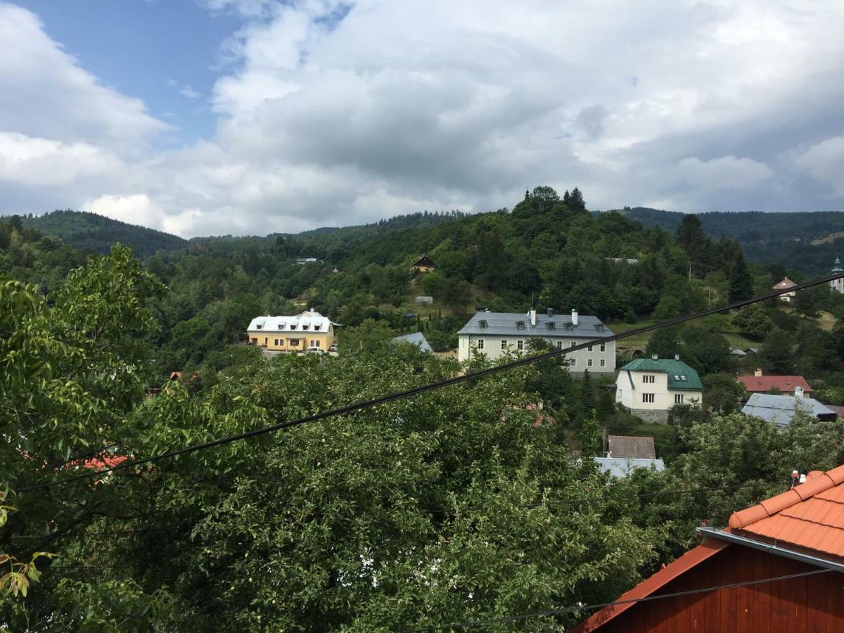 Apartmán Panoráma Apartamento Banská Štiavnica Exterior foto